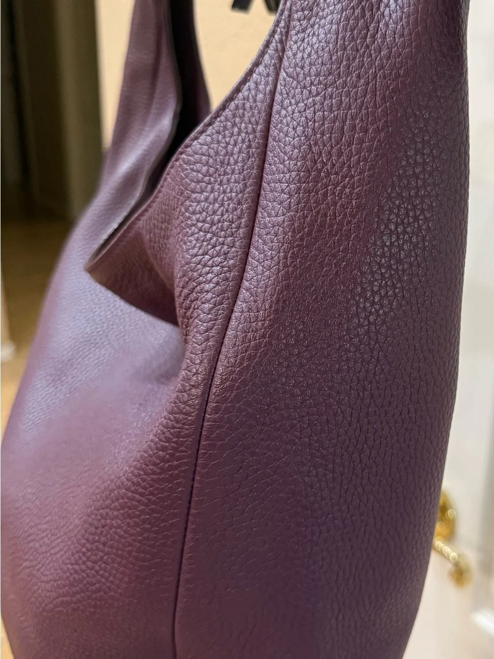 FLAWLESS Michael Kors Lena LG Pebbled Leather Hobo Bag - Purple/Plum Fall 2017